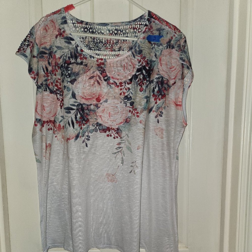 Time and Tru bottom tie top XL